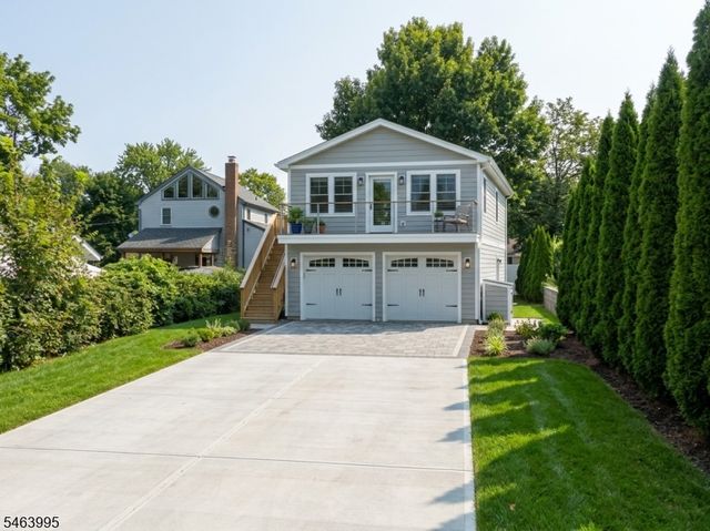 43 Chesapeake Ave, Parsippany-troy Hills Twp., NJ 07034