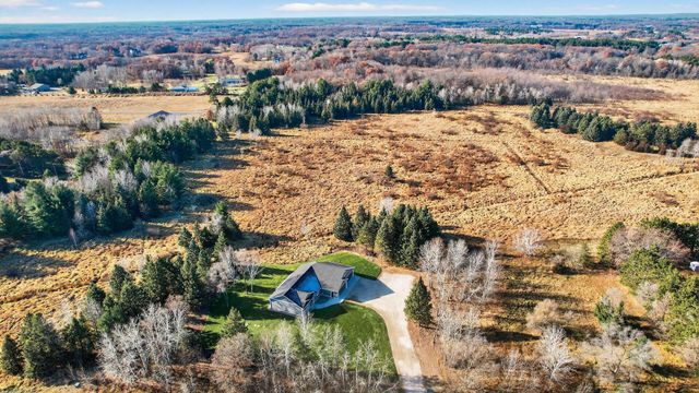 18986 Jackson Street NE, East Bethel, MN 55011