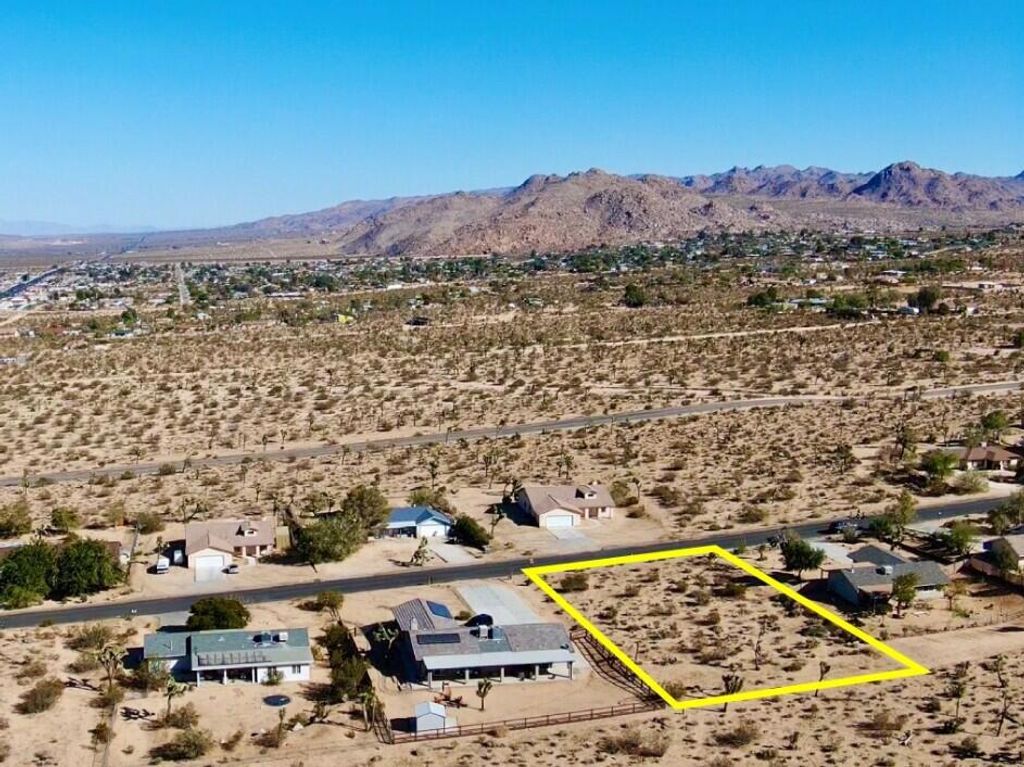 6672 San Angelo Avenue, Joshua Tree, CA 92252
