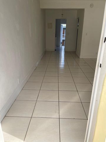 6944 Byron Avenue 16, Miami Beach, FL 33141