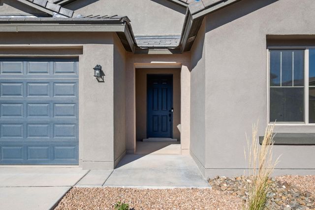 6037 Nauman Drive SE, Albuquerque, NM 87106