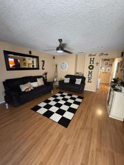 657 W Parlier Avenue # 116, Reedley, CA 93654