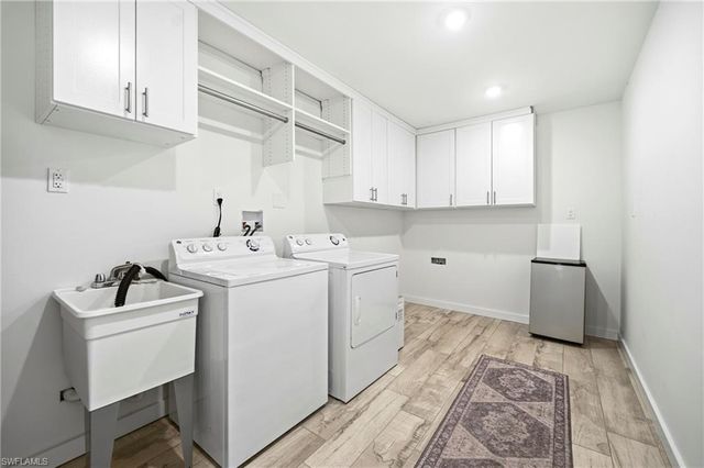 16 Sunview BLVD, Fort Myers Beach, FL 33931