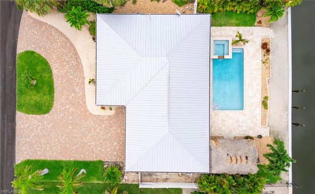 16 Sunview BLVD, Fort Myers Beach, FL 33931