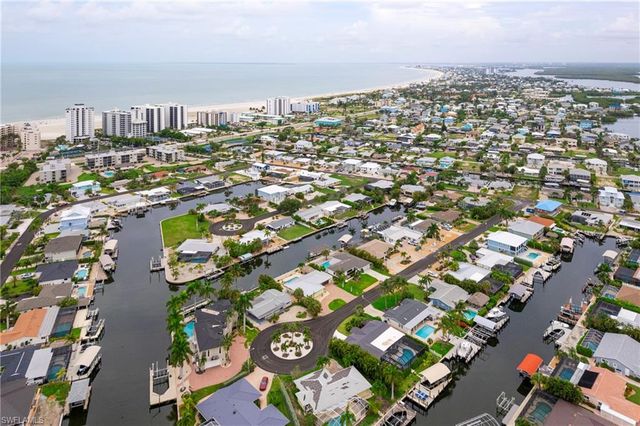 16 Sunview BLVD, Fort Myers Beach, FL 33931