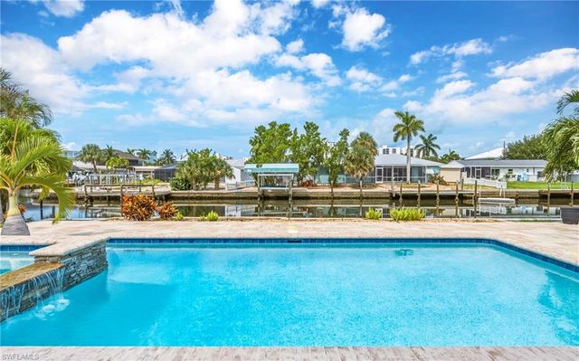 16 Sunview BLVD, Fort Myers Beach, FL 33931