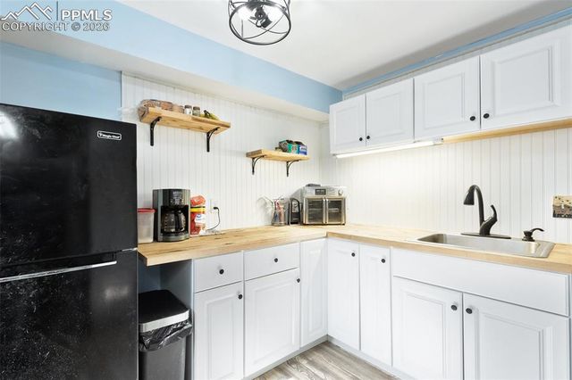 4054 Charleston Drive, Colorado Springs, CO 80916