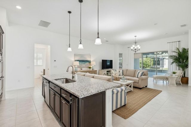 711 SAN JOAQUIN ROAD, Kissimmee, FL 34759