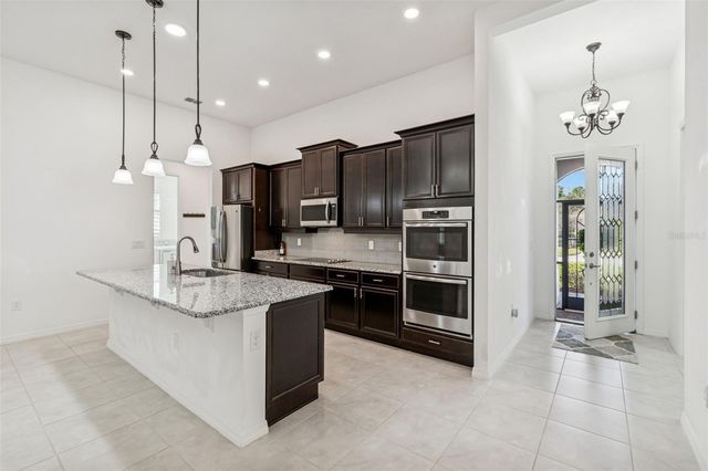 711 SAN JOAQUIN ROAD, Kissimmee, FL 34759