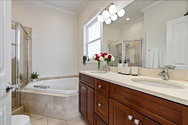 1525 N Wood Street 2, Chicago, IL 60622