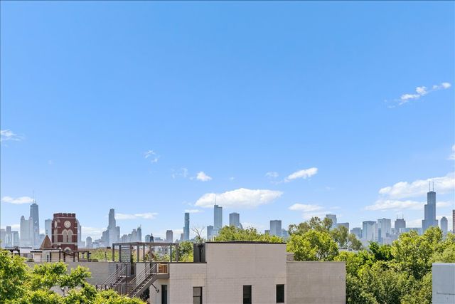 1525 N Wood Street 2, Chicago, IL 60622