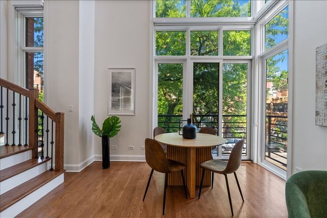1525 N Wood Street 2, Chicago, IL 60622