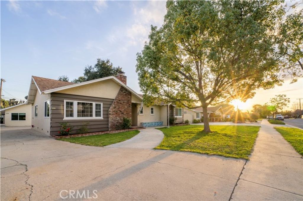 220 E 4th, San Dimas, CA 91773
