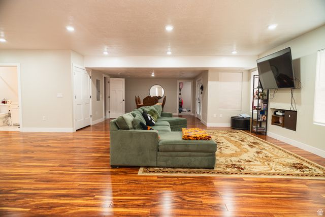 683 S 325 E, Willard, UT 84340