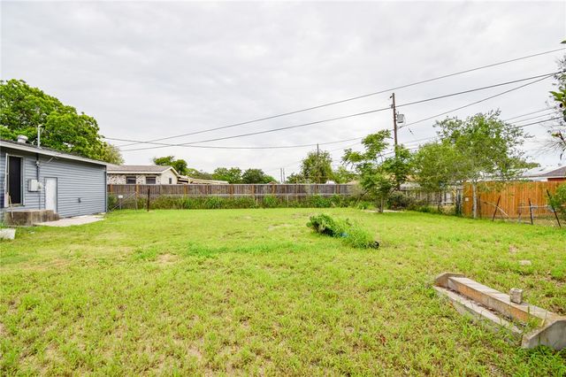 3616 Mulberry St, Corpus Christi, TX 78411