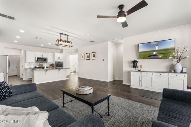 22556 N 100TH Avenue, Peoria, AZ 85383