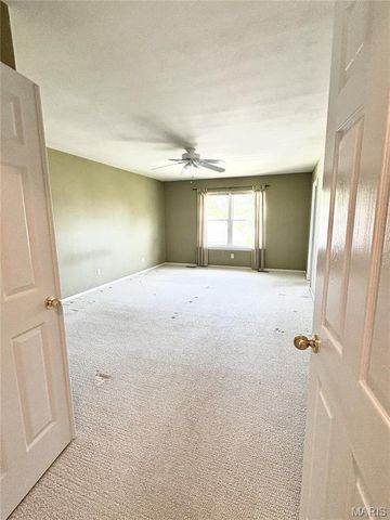 1256 N Brampton Drive, St Charles, MO 63304
