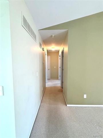 1256 N Brampton Drive, St Charles, MO 63304
