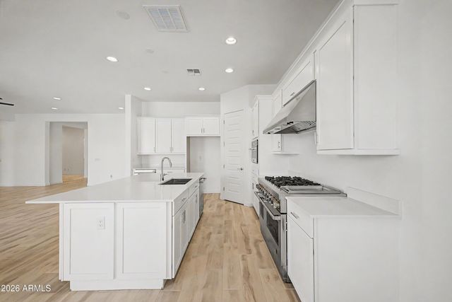 7646 W DESERT SPOON Drive, Peoria, AZ 85383