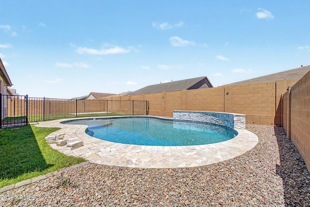 7646 W DESERT SPOON Drive, Peoria, AZ 85383