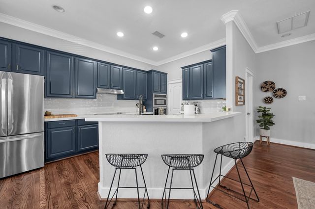 1328 W 23rd Street A, Houston, TX 77008