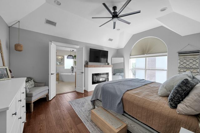 1328 W 23rd Street A, Houston, TX 77008