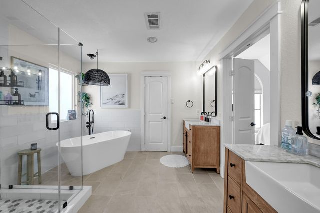 1328 W 23rd Street A, Houston, TX 77008