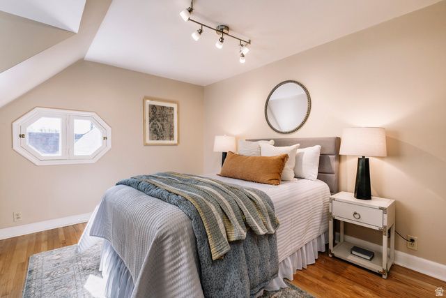 966 S DIESTEL RD, Salt Lake City, UT 84105