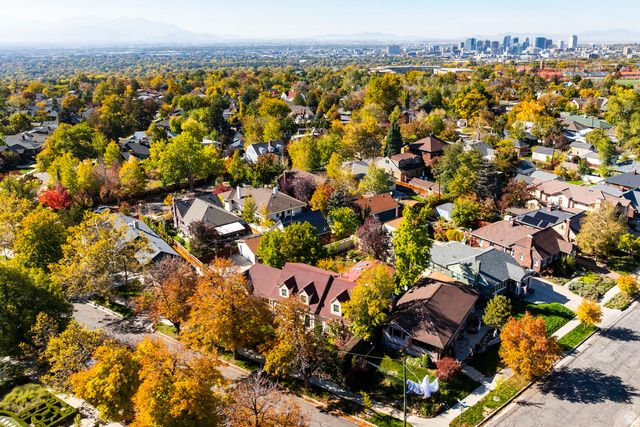 966 S DIESTEL RD, Salt Lake City, UT 84105