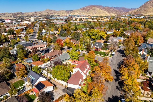 966 S DIESTEL RD, Salt Lake City, UT 84105