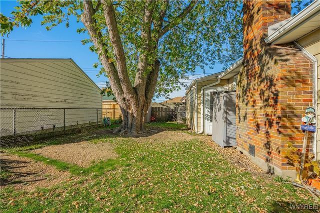 62 Conant Drive, Tonawanda, NY 14223