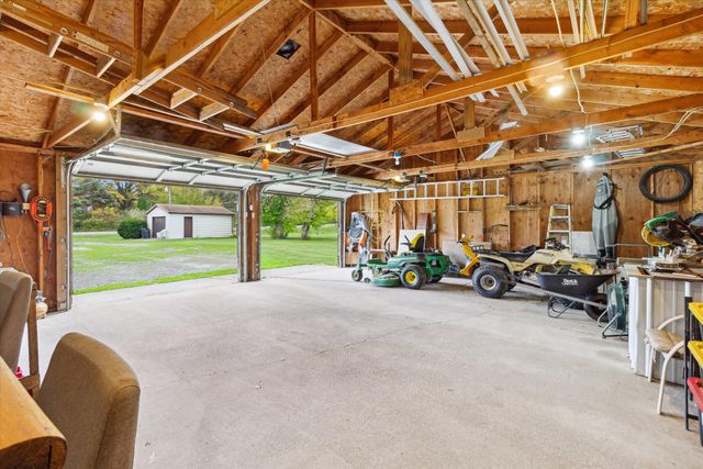 4154 W Carpenter Road, Genesee Twp, MI 48504