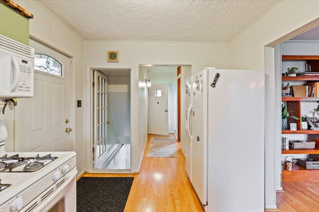 4154 W Carpenter Road, Genesee Twp, MI 48504