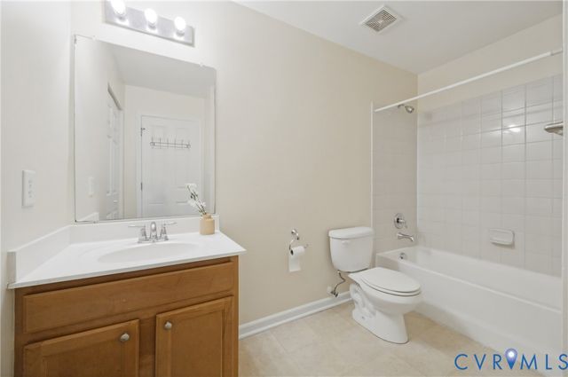 7000 Whisperwood Dr, Chesterfield, VA 23234