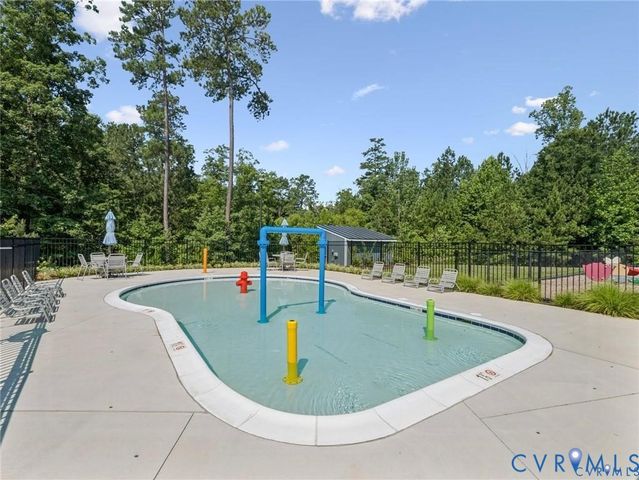 7000 Whisperwood Dr, Chesterfield, VA 23234