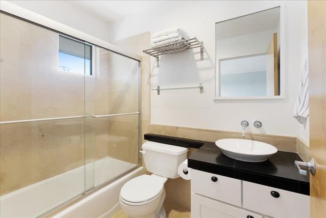 117 Gault Street B, Santa Cruz, CA 95062