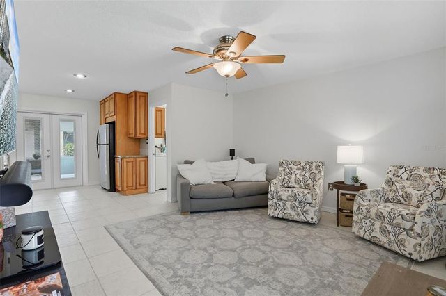 182 LAKESIDE DRIVE, Sanford, FL 32773