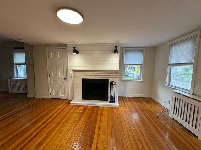 39 Cross 1, Quincy, MA 02169