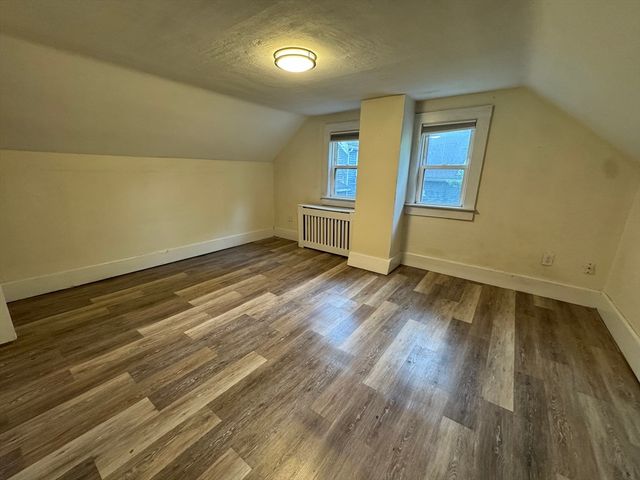 39 Cross 1, Quincy, MA 02169