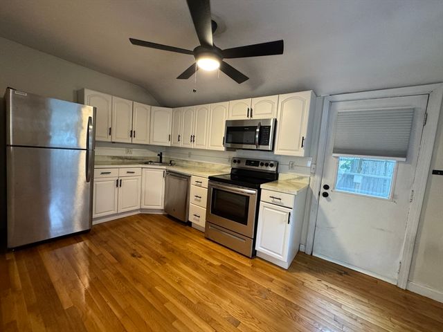 39 Cross 1, Quincy, MA 02169