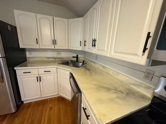 39 Cross 1, Quincy, MA 02169