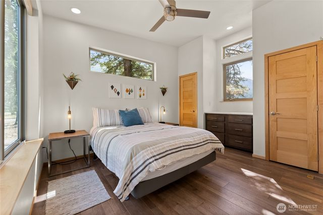 7 Mazama Meadows Lane, Mazama, WA 98833