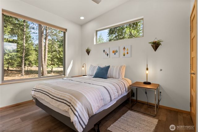 7 Mazama Meadows Lane, Mazama, WA 98833