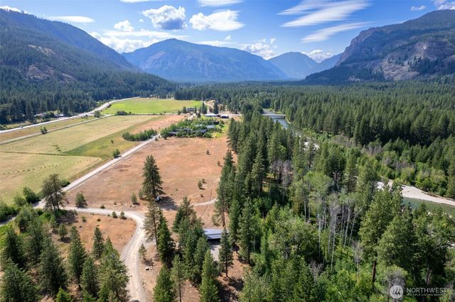 7 Mazama Meadows Lane, Mazama, WA 98833