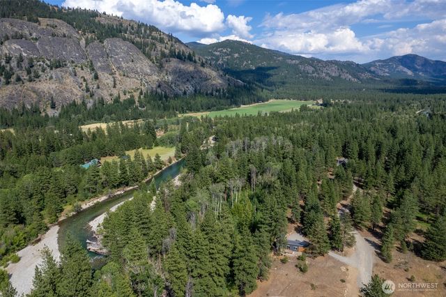 7 Mazama Meadows Lane, Mazama, WA 98833