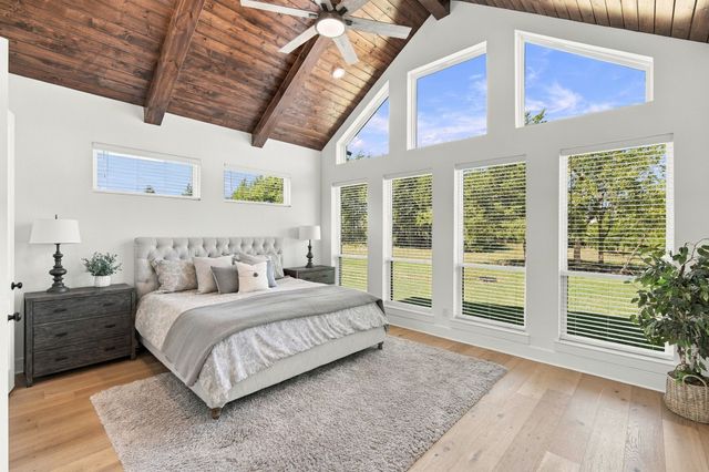 20 Woodbury Court, Waxahachie, TX 75167