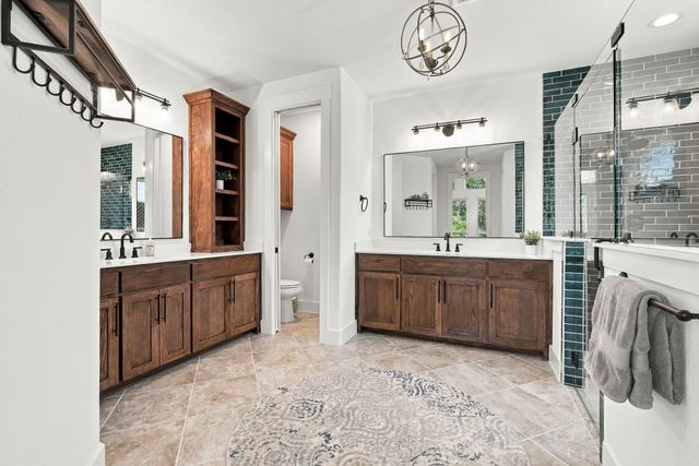 20 Woodbury Court, Waxahachie, TX 75167
