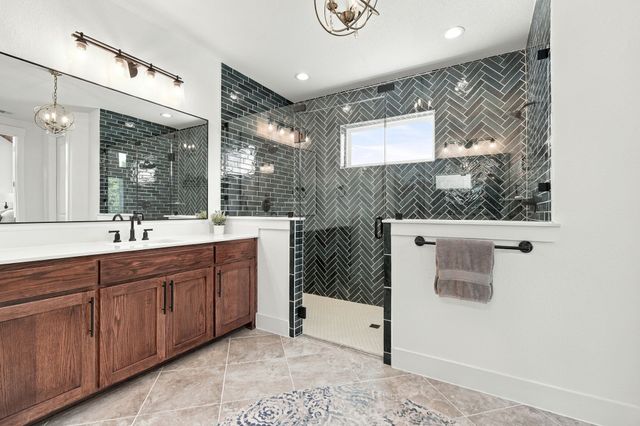 20 Woodbury Court, Waxahachie, TX 75167