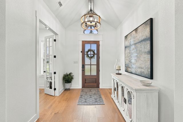 20 Woodbury Court, Waxahachie, TX 75167