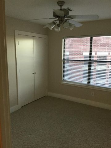 3501 Link Valley Drive 901, Houston, TX 77025